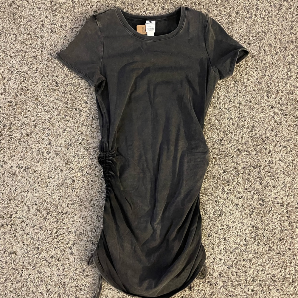 PINK dark gray side cinched t-shirt dress - large